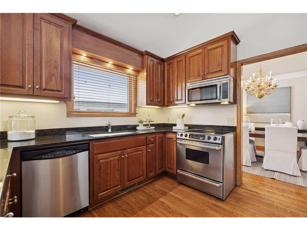 6545 Mccauley Trail W Edina MN 55439 7006616 image17