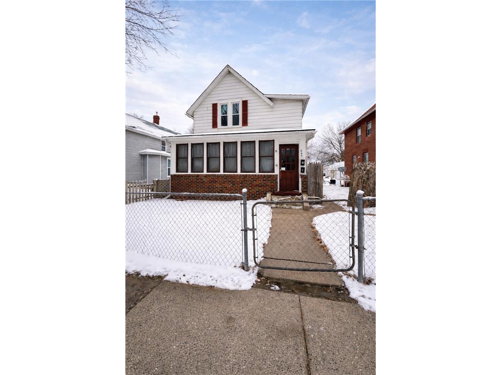 655 Edmund Avenue Saint Paul MN 55104 7018151 image1