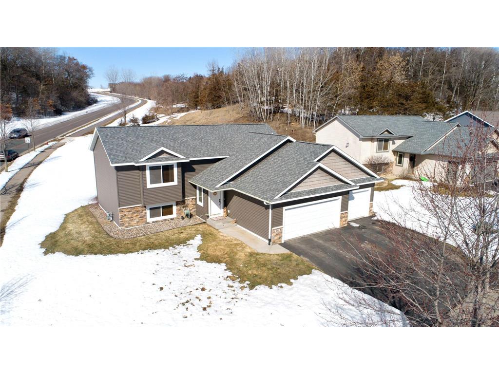 655 Glenmeadow Street River Falls WI 54022 6343372 image1