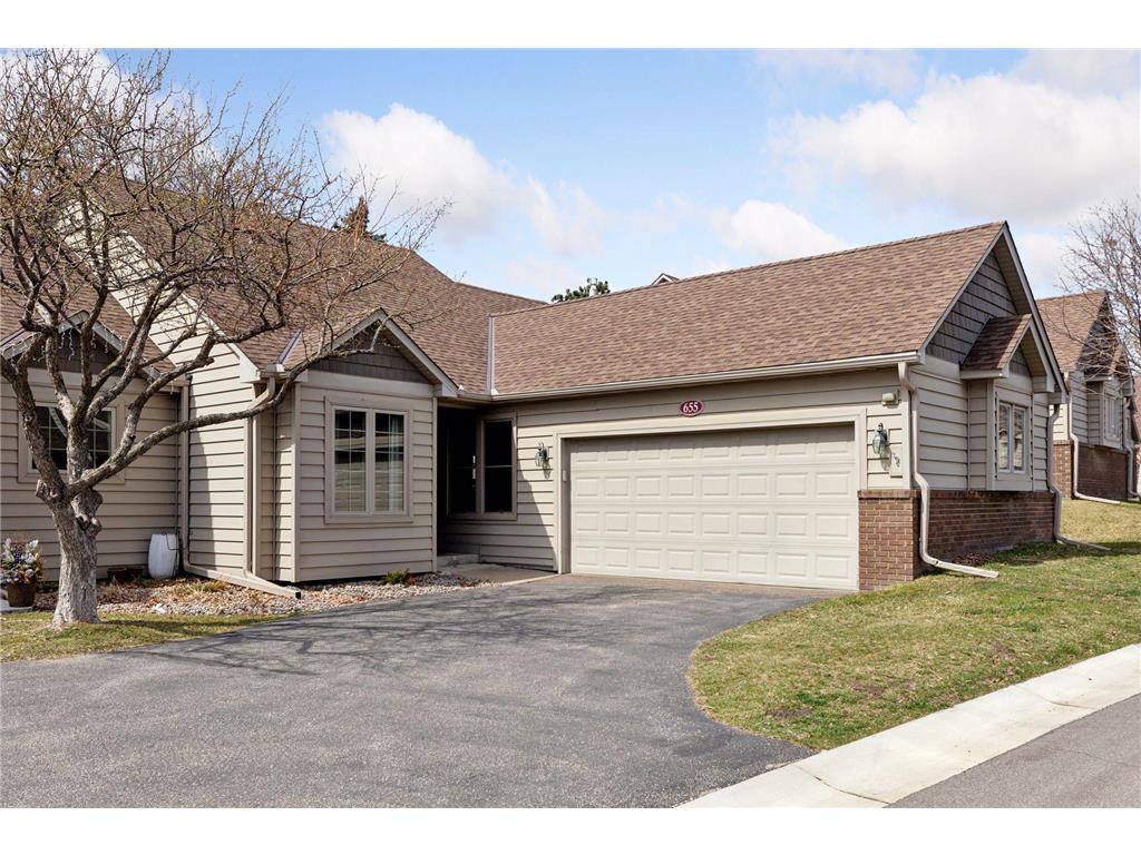 655 Sullivan Drive NE Columbia Heights MN 55421 6516393 image1