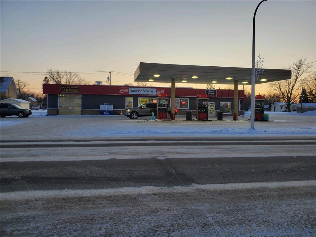 655 W Main Street Perham MN 56573 6629138 image1