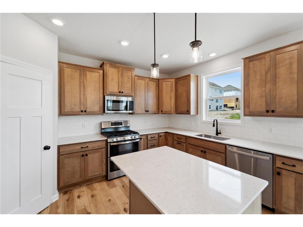 6553 Wolfberry Curve Minnetrista MN 55331 7019270 image5