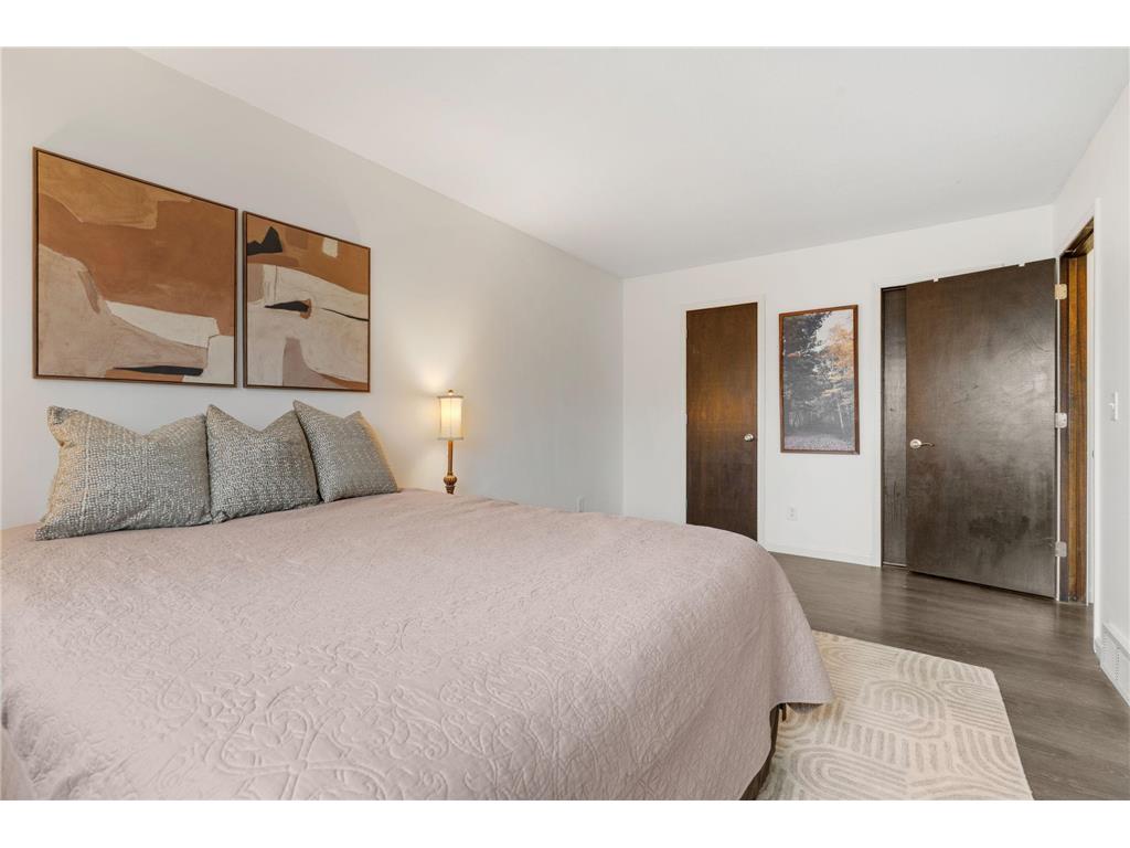 6558 Upper 35th Street N Oakdale MN 55128 7029284 image15