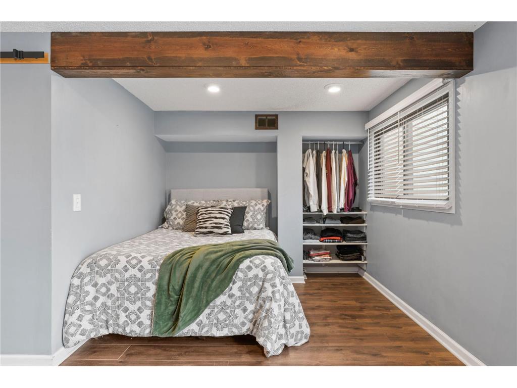 6558 Upper 35th Street N Oakdale MN 55128 7029284 image21