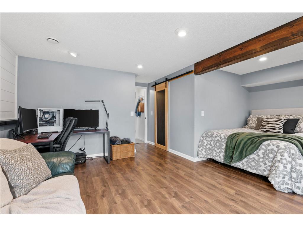 6558 Upper 35th Street N Oakdale MN 55128 7029284 image22