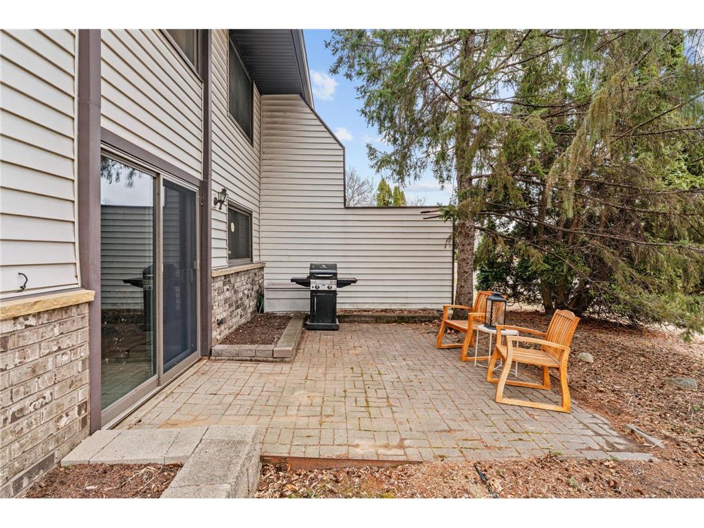 6558 Upper 35th Street N Oakdale MN 55128 7029284 image30