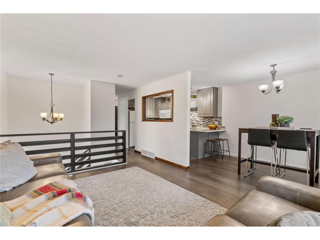 6558 Upper 35th Street N Oakdale MN 55128 7029284 image4