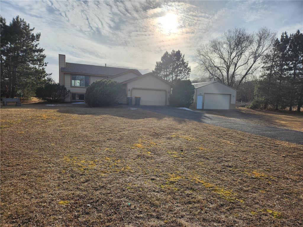 656 192nd Avenue NE East Bethel MN 55011 6682964 image1