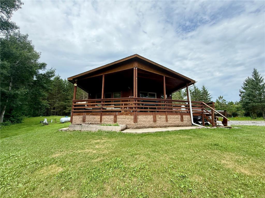 656 22nd Avenue NW Baudette Twp MN 56623 - Winter Road River 6753152 image1