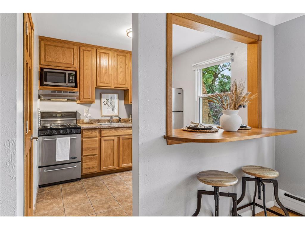 656 Ashland Avenue #7 Saint Paul MN 55104 7102535 image4