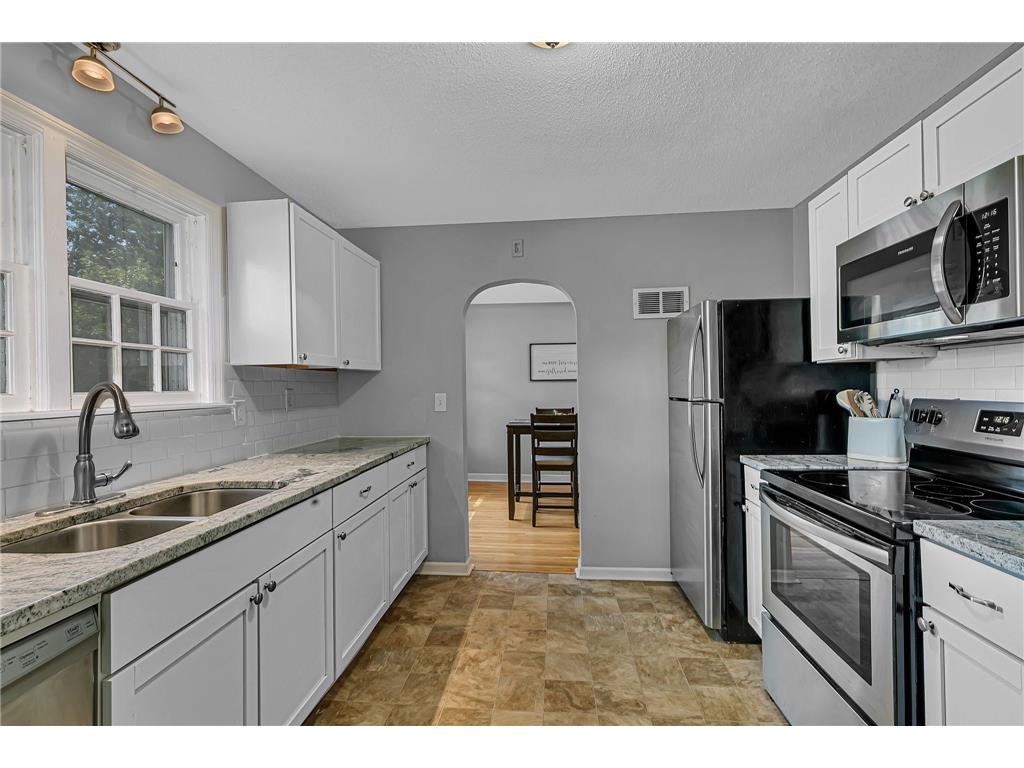 656 E Saint Germain Street Saint Cloud MN 56304 7093797 image12