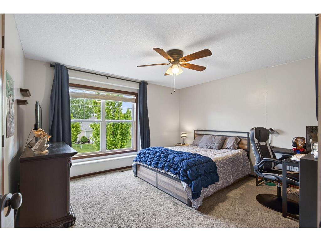 656 Lake Ridge Drive Woodbury MN 55129 6800478 image19