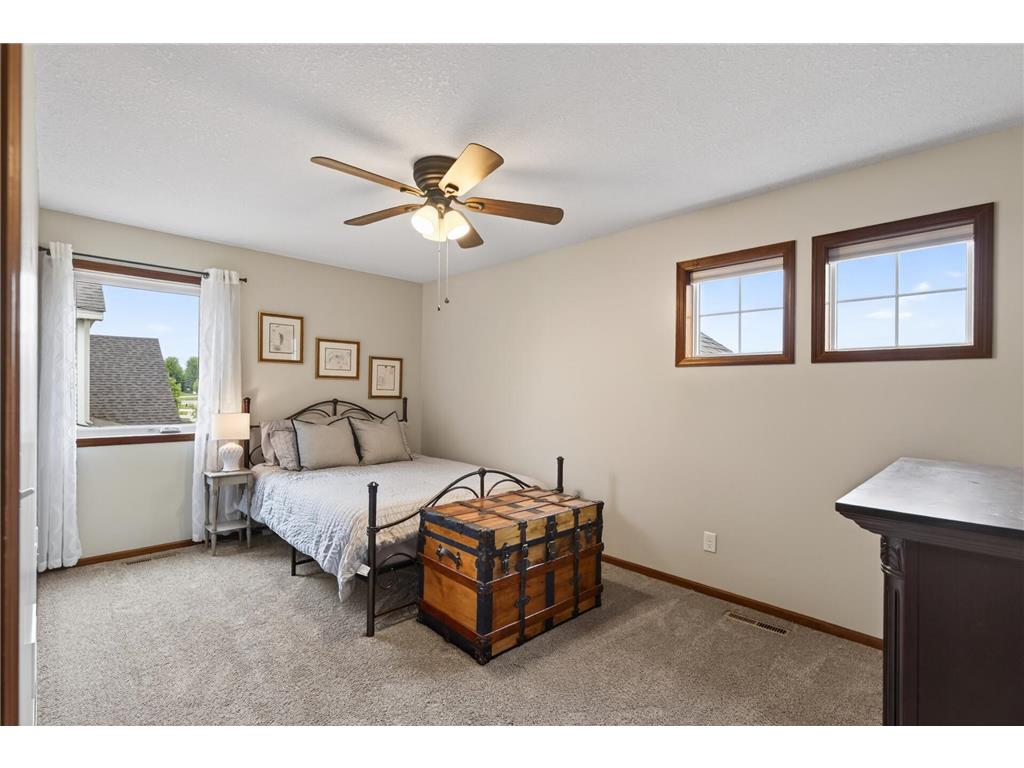 656 Lake Ridge Drive Woodbury MN 55129 6800478 image21