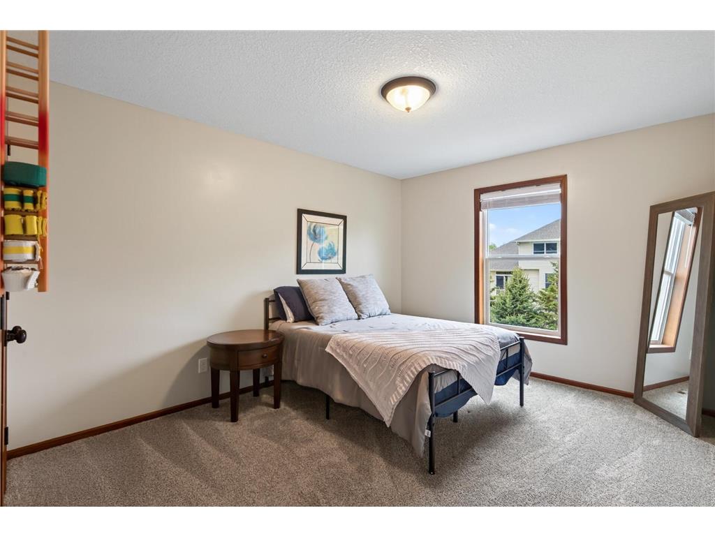 656 Lake Ridge Drive Woodbury MN 55129 6800478 image22