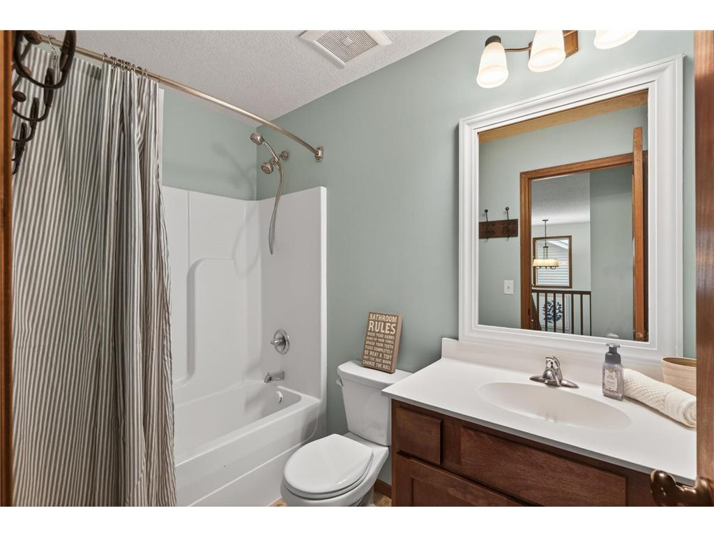 656 Lake Ridge Drive Woodbury MN 55129 6800478 image24