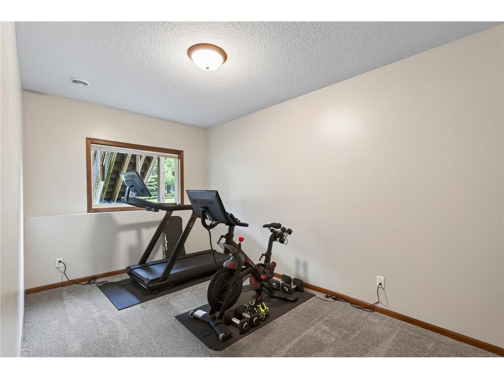 656 Lake Ridge Drive Woodbury MN 55129 6800478 image28