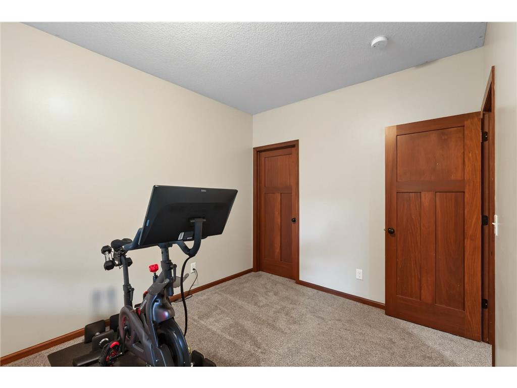 656 Lake Ridge Drive Woodbury MN 55129 6800478 image29