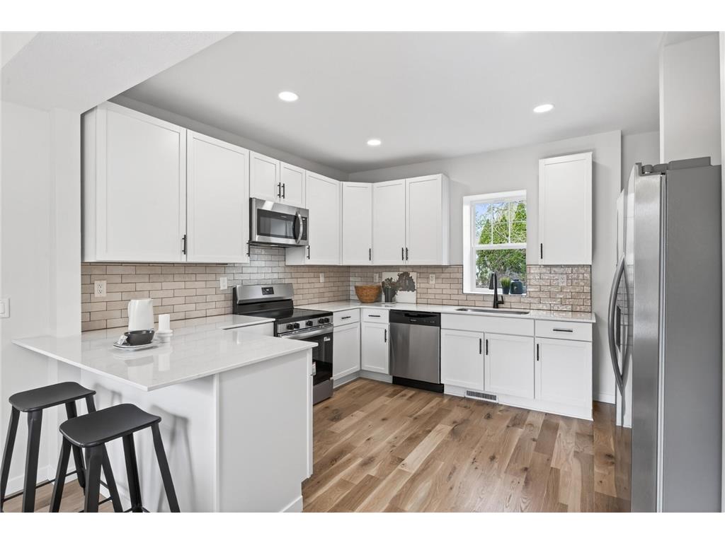 656 Madison Street Anoka MN 55303 7065930 image13