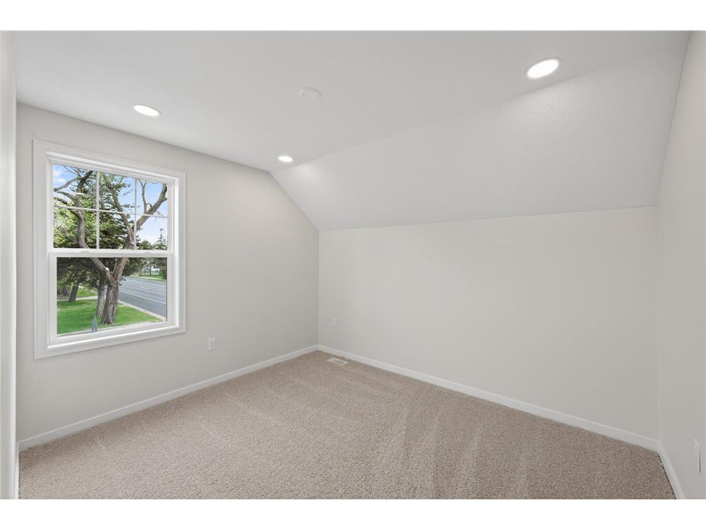 656 Madison Street Anoka MN 55303 7065930 image20