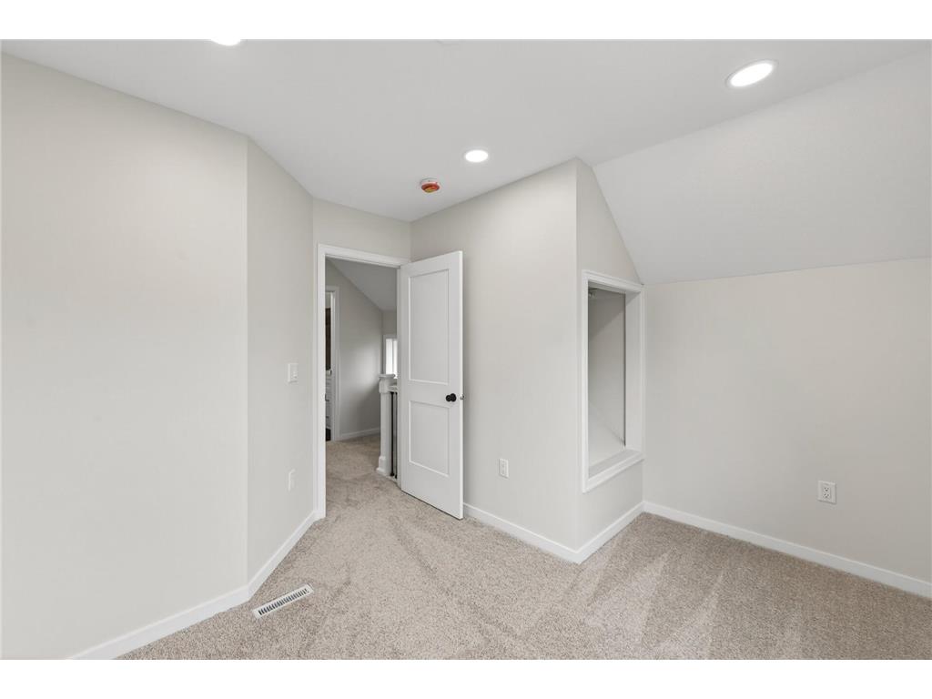656 Madison Street Anoka MN 55303 7065930 image21