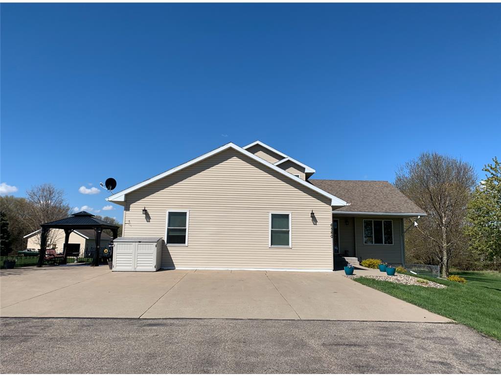 6560 115th Avenue Clear Lake MN 55319 6520422 image1