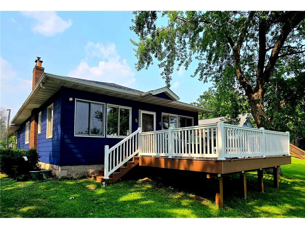 6567 N Shore Trail N Forest Lake MN 55025 - Forest 6734763 image1