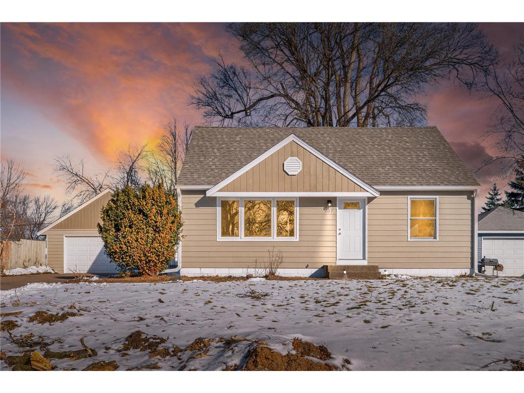 657 79th Avenue NE Spring Lake Park MN 55432 7027663 image1