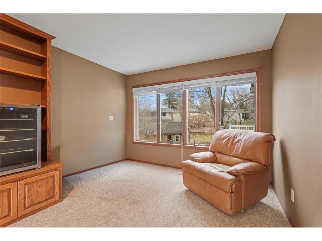 657 Granada Avenue N Oakdale MN 55128 7050425 image12