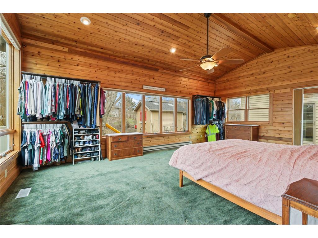 657 Granada Avenue N Oakdale MN 55128 7050425 image20