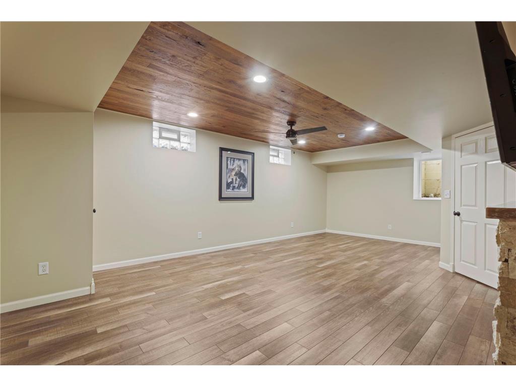 657 Granada Avenue N Oakdale MN 55128 7050425 image27