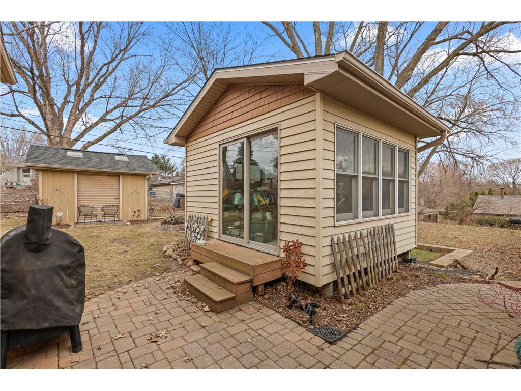 657 Granada Avenue N Oakdale MN 55128 7050425 image30