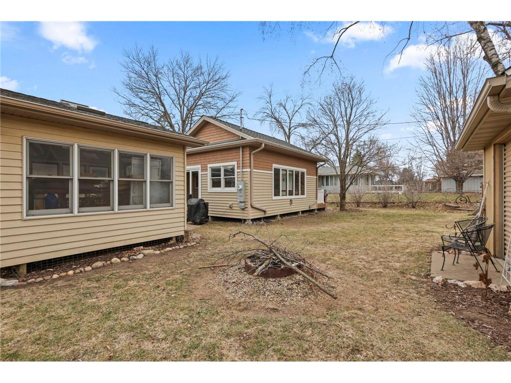 657 Granada Avenue N Oakdale MN 55128 7050425 image31