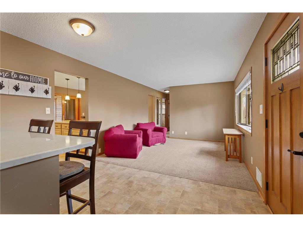 657 Granada Avenue N Oakdale MN 55128 7050425 image5