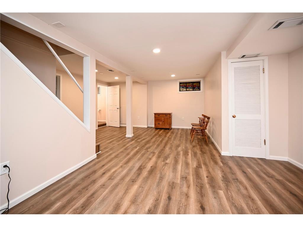 657 Market Street Winona MN 55987 7106179 image22