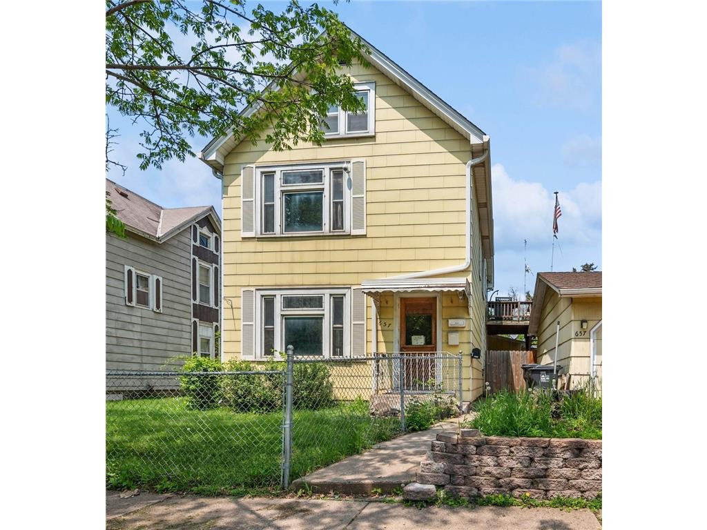 657 Plum Street, Saint Paul, MN 55106 MLS 6335618 Edina Realty