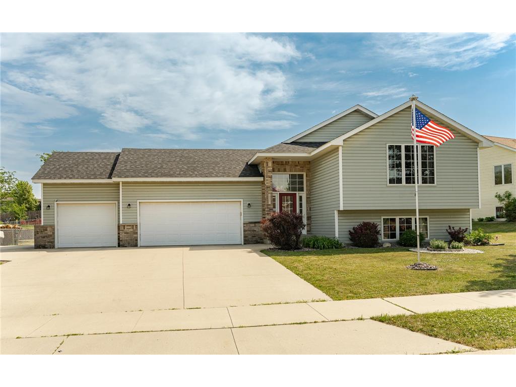 657 S Pointe Court SW Rochester MN 55902 7070478 image1