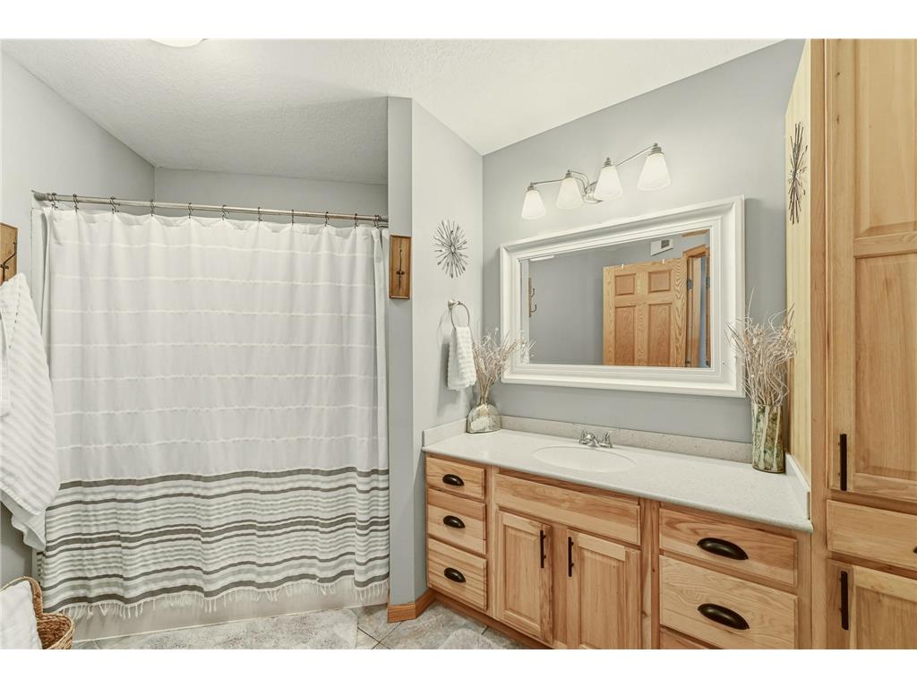 657 S Pointe Court SW Rochester MN 55902 7070478 image12
