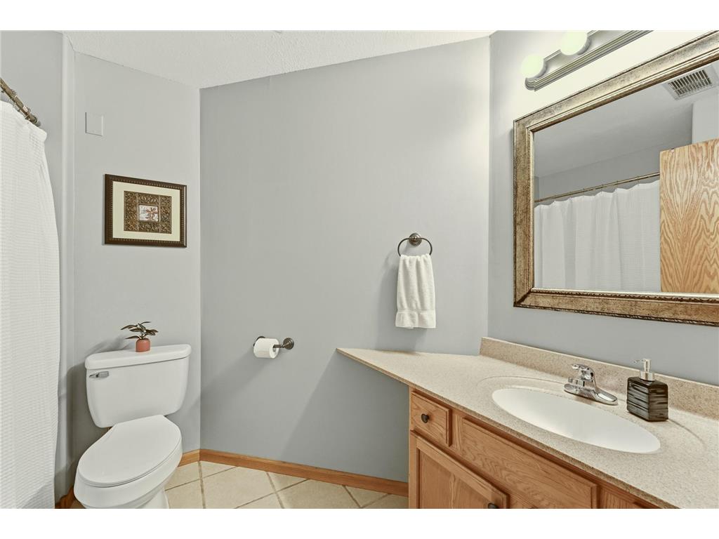 657 S Pointe Court SW Rochester MN 55902 7070478 image21