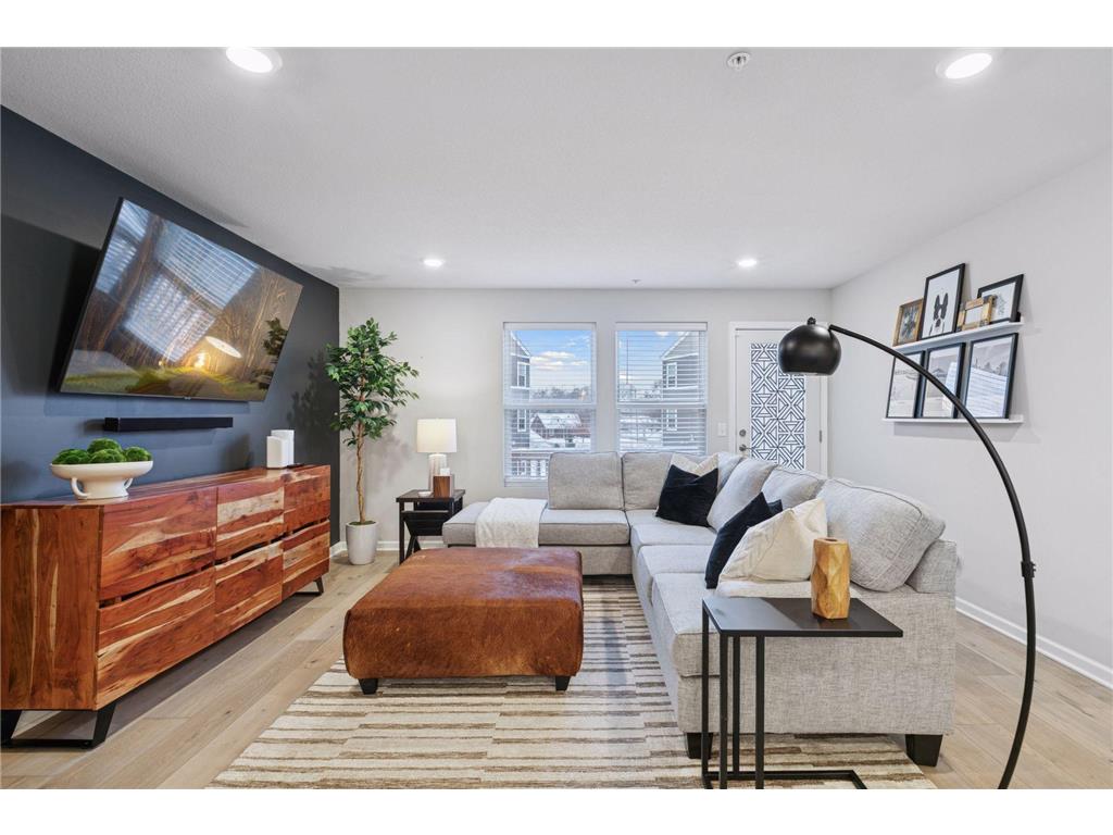 657 Village Drive #03 New Brighton MN 55112 7005316 image12