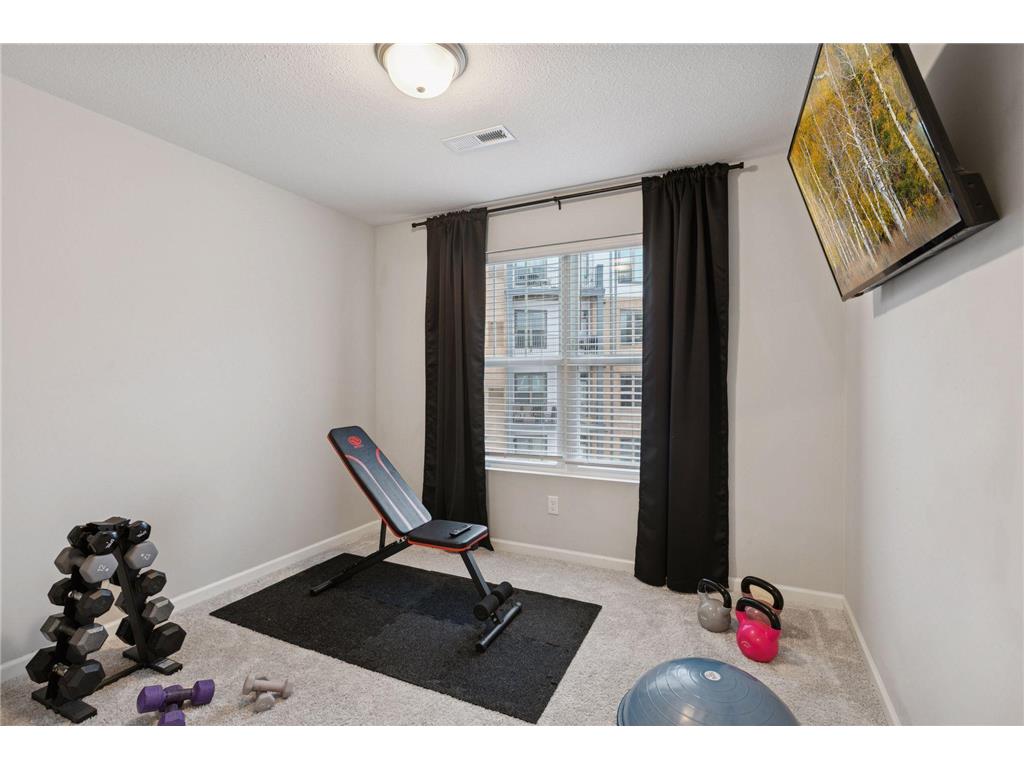 657 Village Drive #03 New Brighton MN 55112 7005316 image24