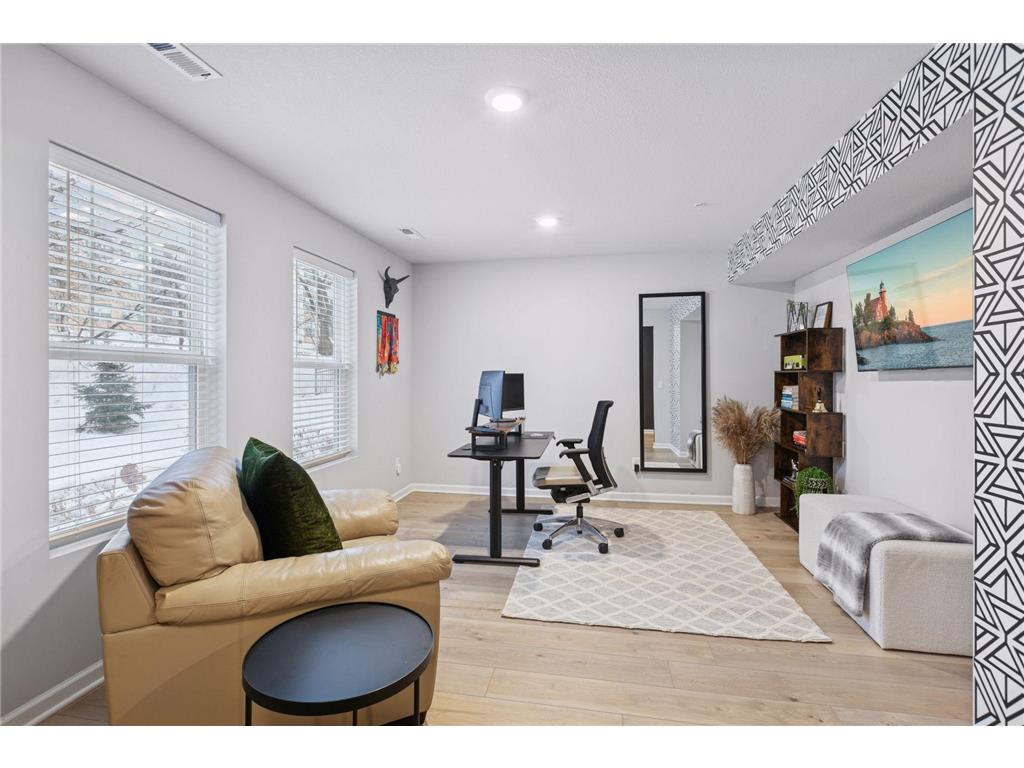 657 Village Drive #03 New Brighton MN 55112 7005316 image31