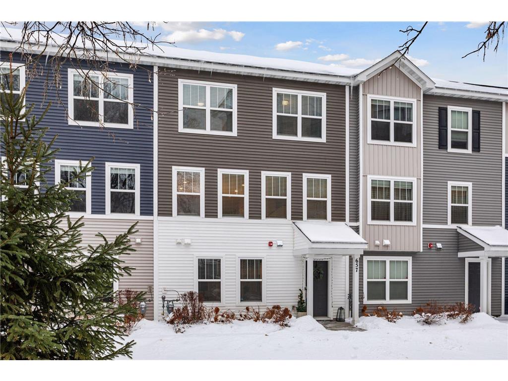 657 Village Drive #03 New Brighton MN 55112 7005316 image40