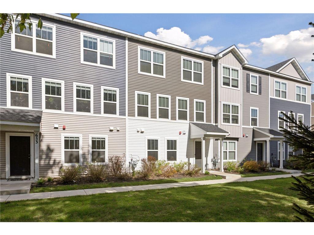 657 Village Drive #03 New Brighton MN 55112 7056325 image33