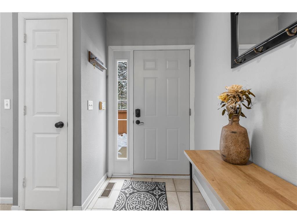 6572 Regency Lane Eden Prairie MN 55344 7024236 image17