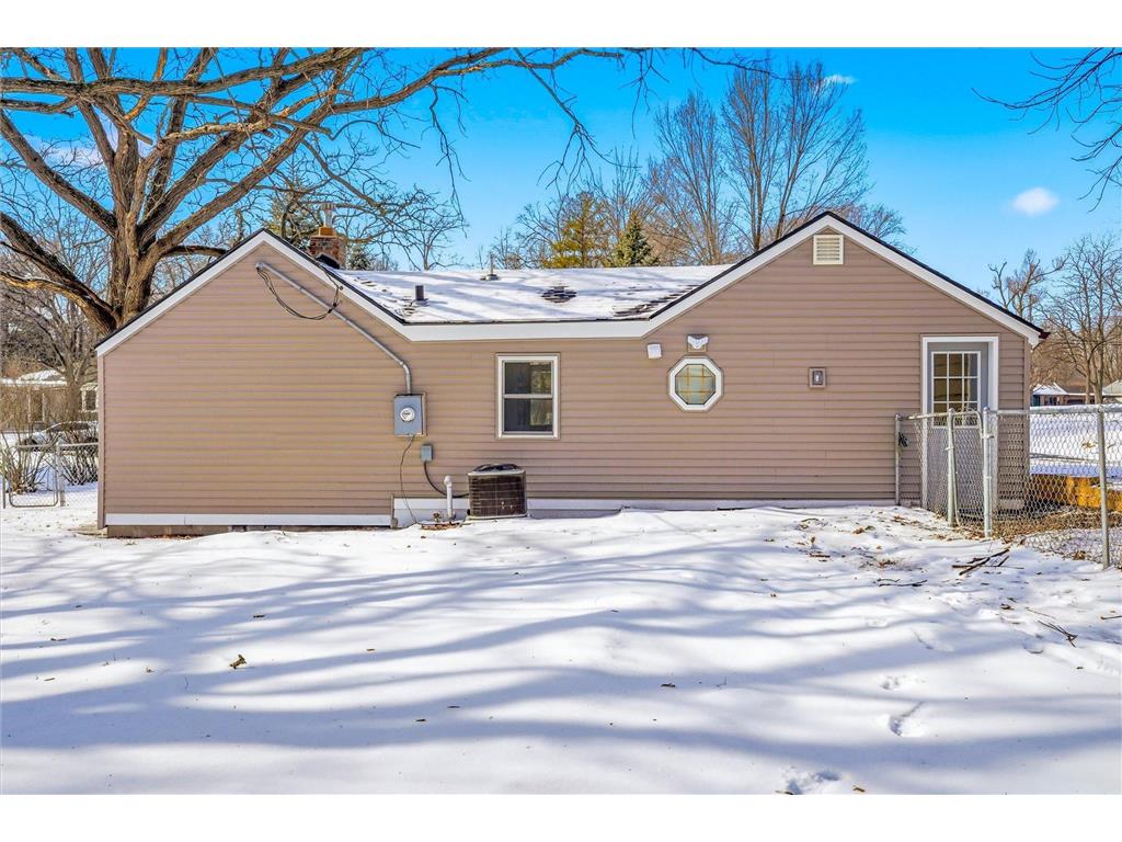 6575 Anoka Street NE Fridley MN 55432 7021473 image15