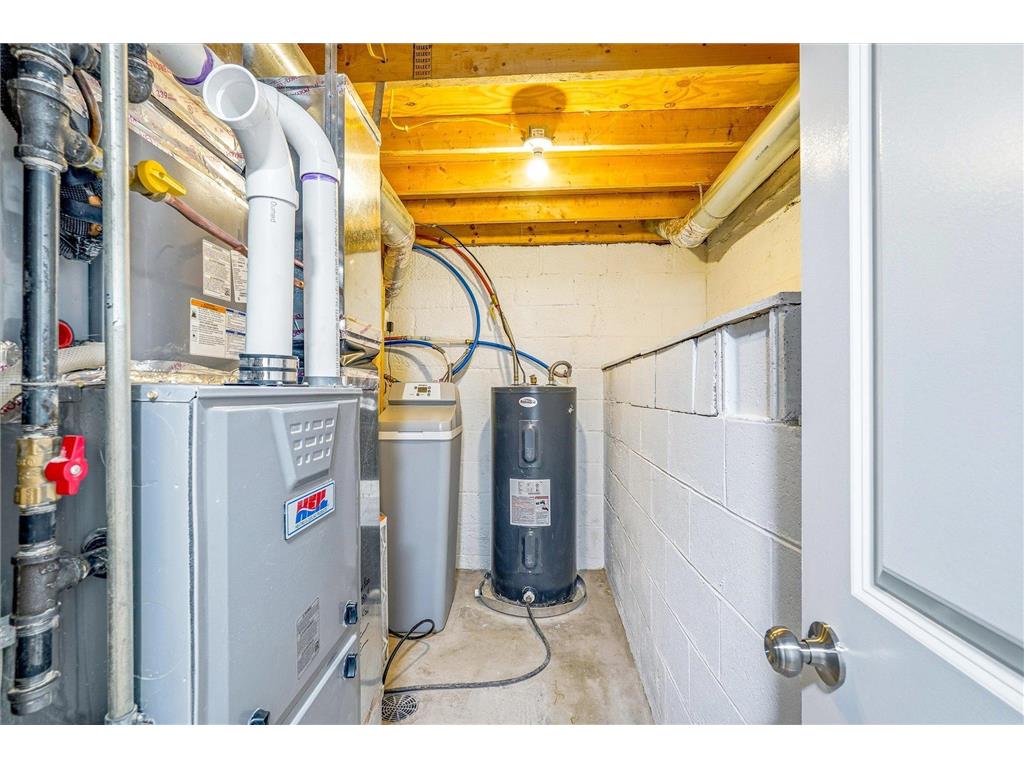 6575 Anoka Street NE Fridley MN 55432 7021473 image16