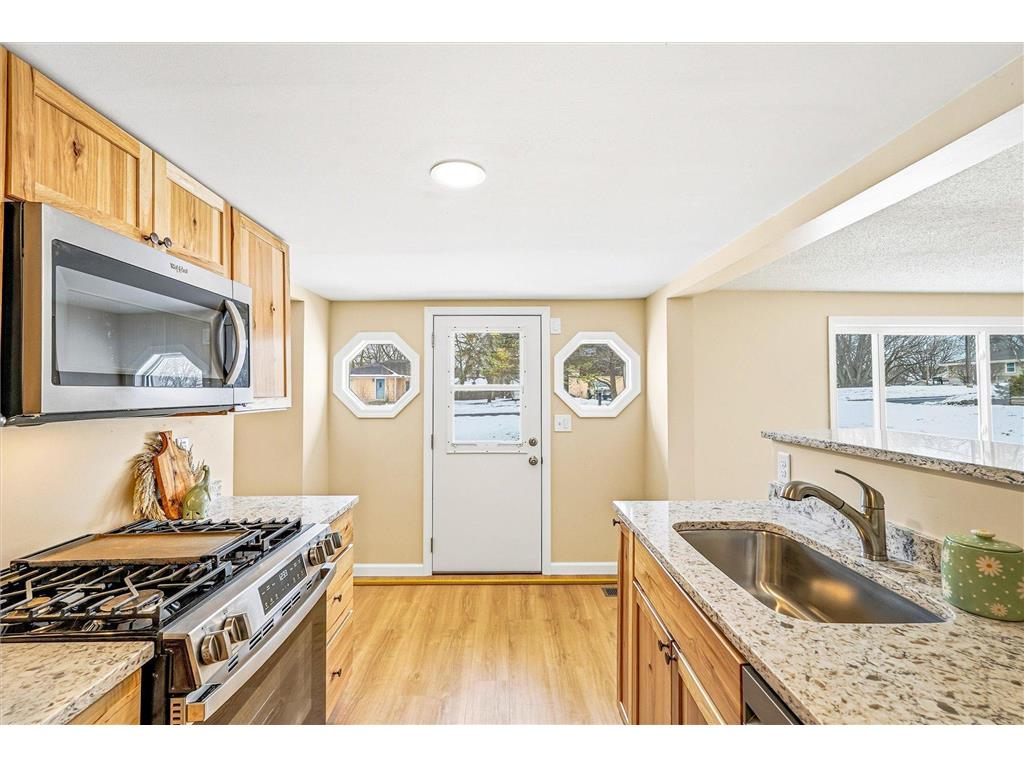 6575 Anoka Street NE Fridley MN 55432 7021473 image3