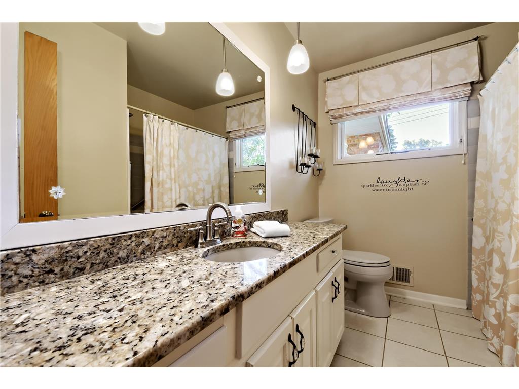 6575 Monroe Street NE Fridley MN 55432 7073337 image14