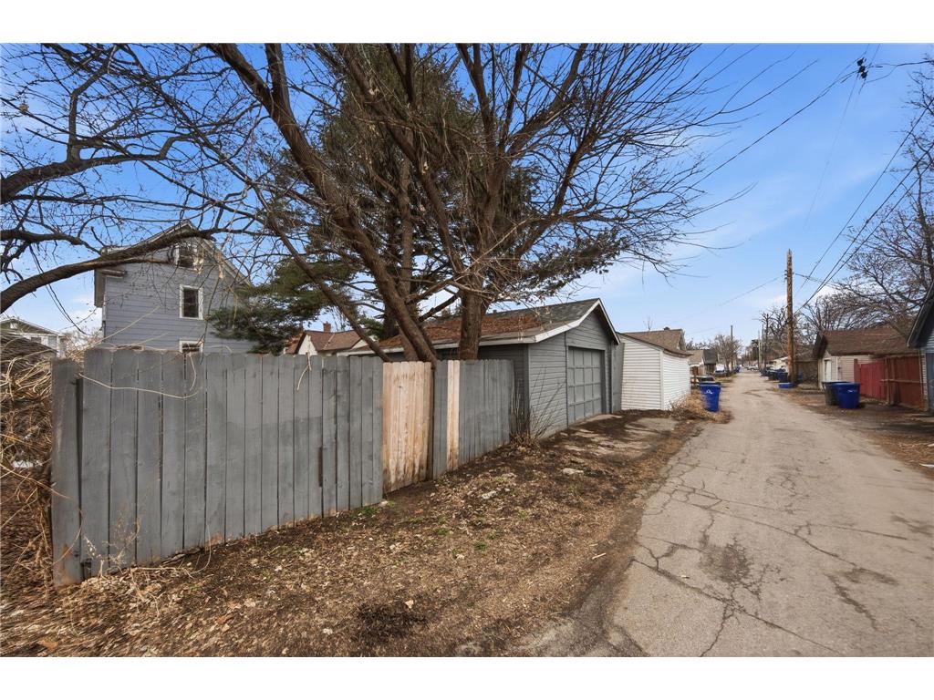658 Edmund Avenue Saint Paul MN 55104 7046805 image24