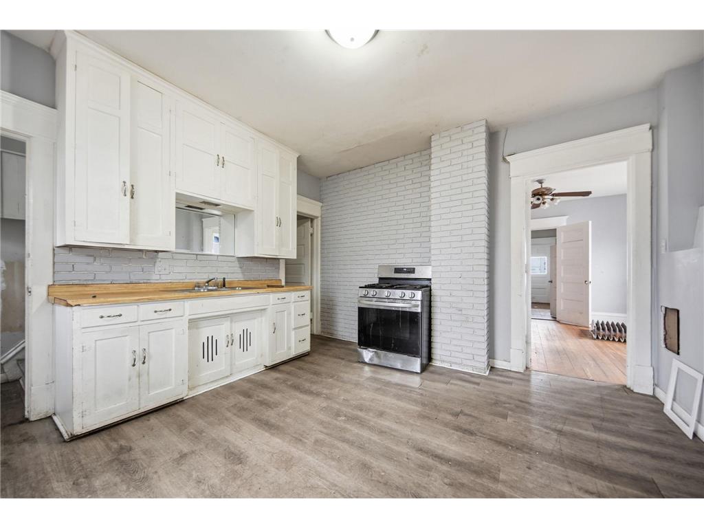 658 Edmund Avenue Saint Paul MN 55104 7046805 image5